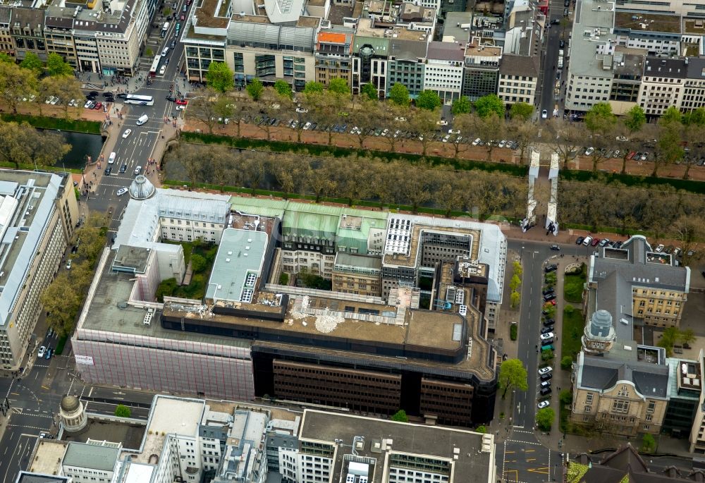 Luftbild Düsseldorf - Bürogebäude- Block mit Baustelle zwischen Stadtgraben und Breite Straße in der Innenstadt von Düsseldorf im Bundesland Nordrhein-Westfalen