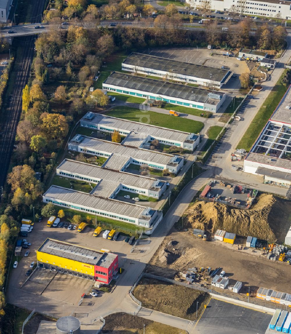 Luftaufnahme Witten - Bürogebäude und Bürocontainer am Gewerbegebiet an der Brauckstraße in Witten im Bundesland Nordrhein-Westfalen