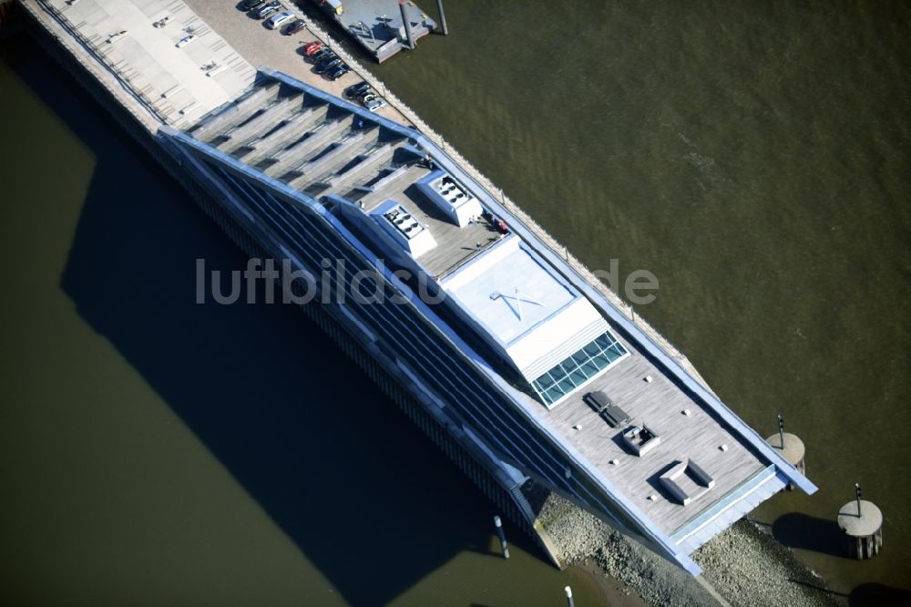 Luftbild Hamburg - Bürogebäude Dockland Officebuilding am Elbufersteg am Fischereihafen in Hamburg