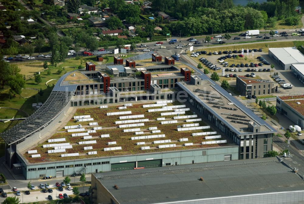 Luftbild Berlin - Bürogebäude des Geschäftshauses der Atos Information Technology GmbH Am Studio im Ortsteil Adlershof in Berlin, Deutschland