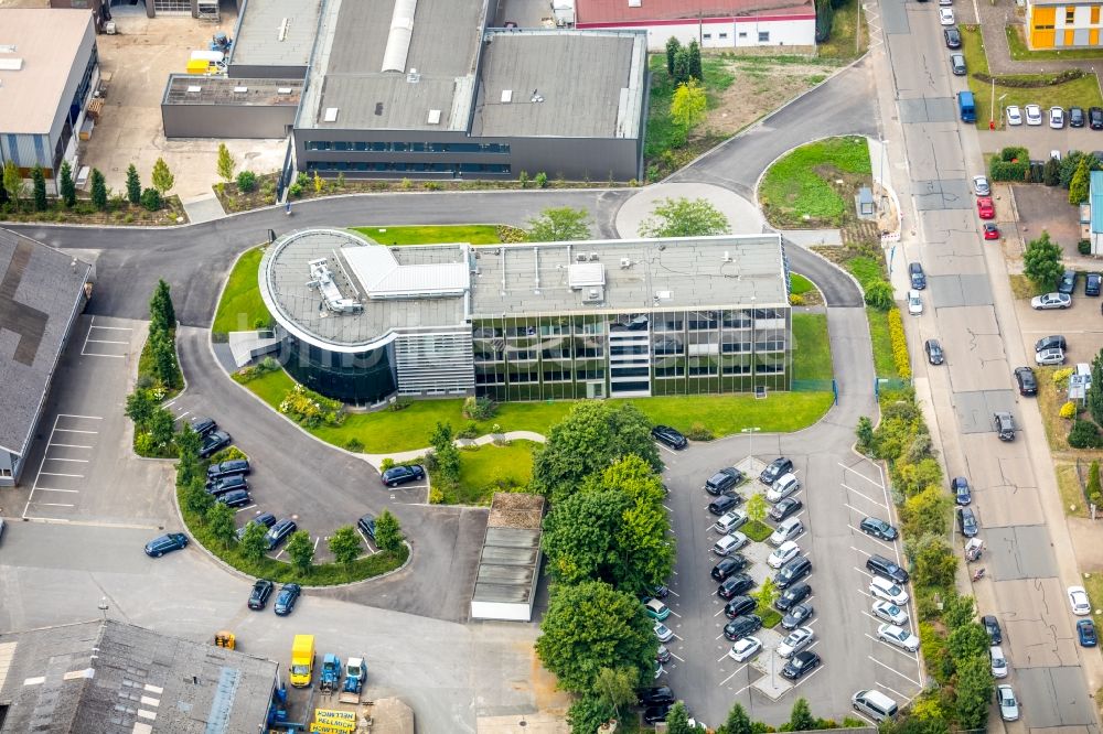 Luftbild Dinslaken - Bürogebäude des Geschäftshauses Baugesellschaft Walter Hellmich GmbH an der Lanterstraße in Dinslaken im Bundesland Nordrhein-Westfalen - NRW, Deutschland