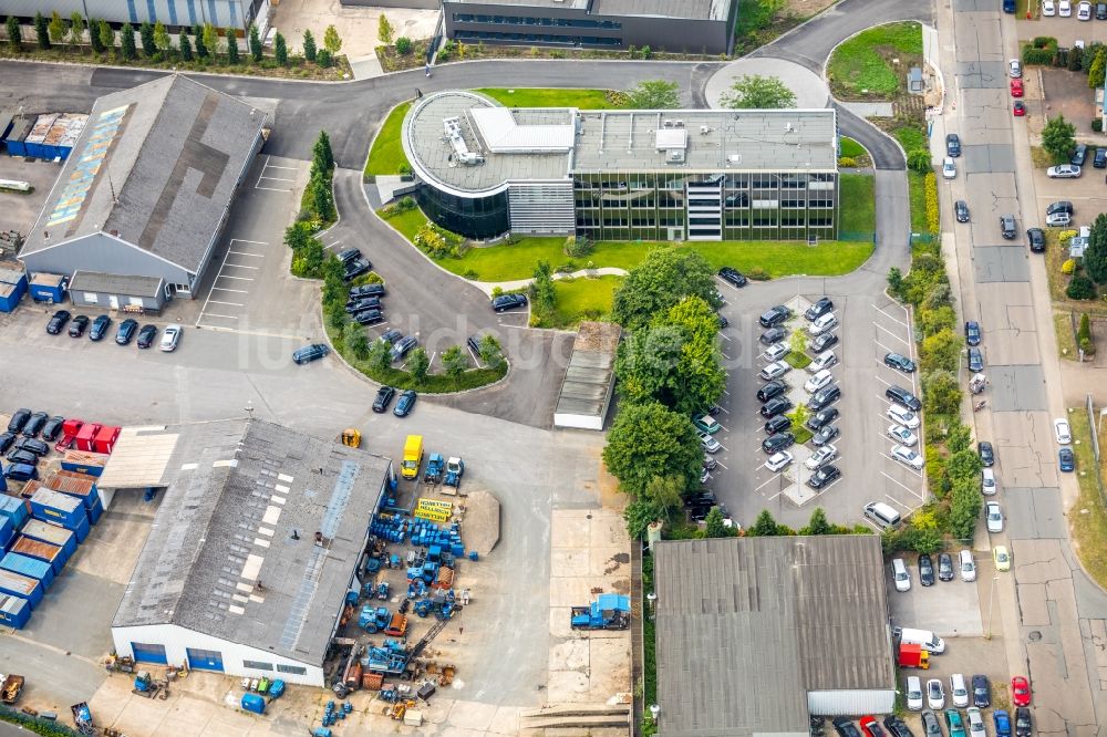 Luftaufnahme Dinslaken - Bürogebäude des Geschäftshauses Baugesellschaft Walter Hellmich GmbH an der Lanterstraße in Dinslaken im Bundesland Nordrhein-Westfalen - NRW, Deutschland