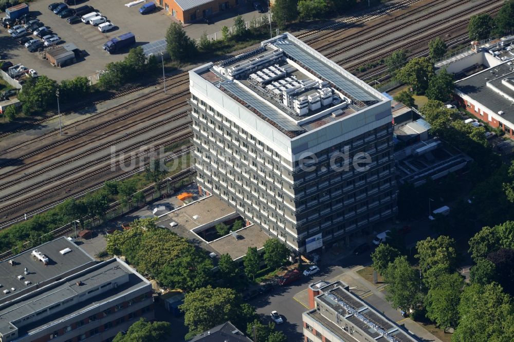 Luftaufnahme Berlin - Bürogebäude des Geschäftshauses in Berlin