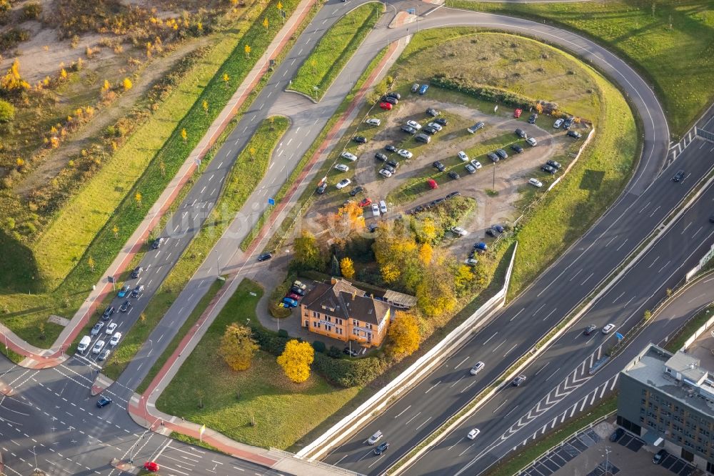 Duisburg von oben - Bürogebäude des Geschäftshauses der BIFUNDA® GmbH Versicherungsmakler in Duisburg im Bundesland Nordrhein-Westfalen, Deutschland