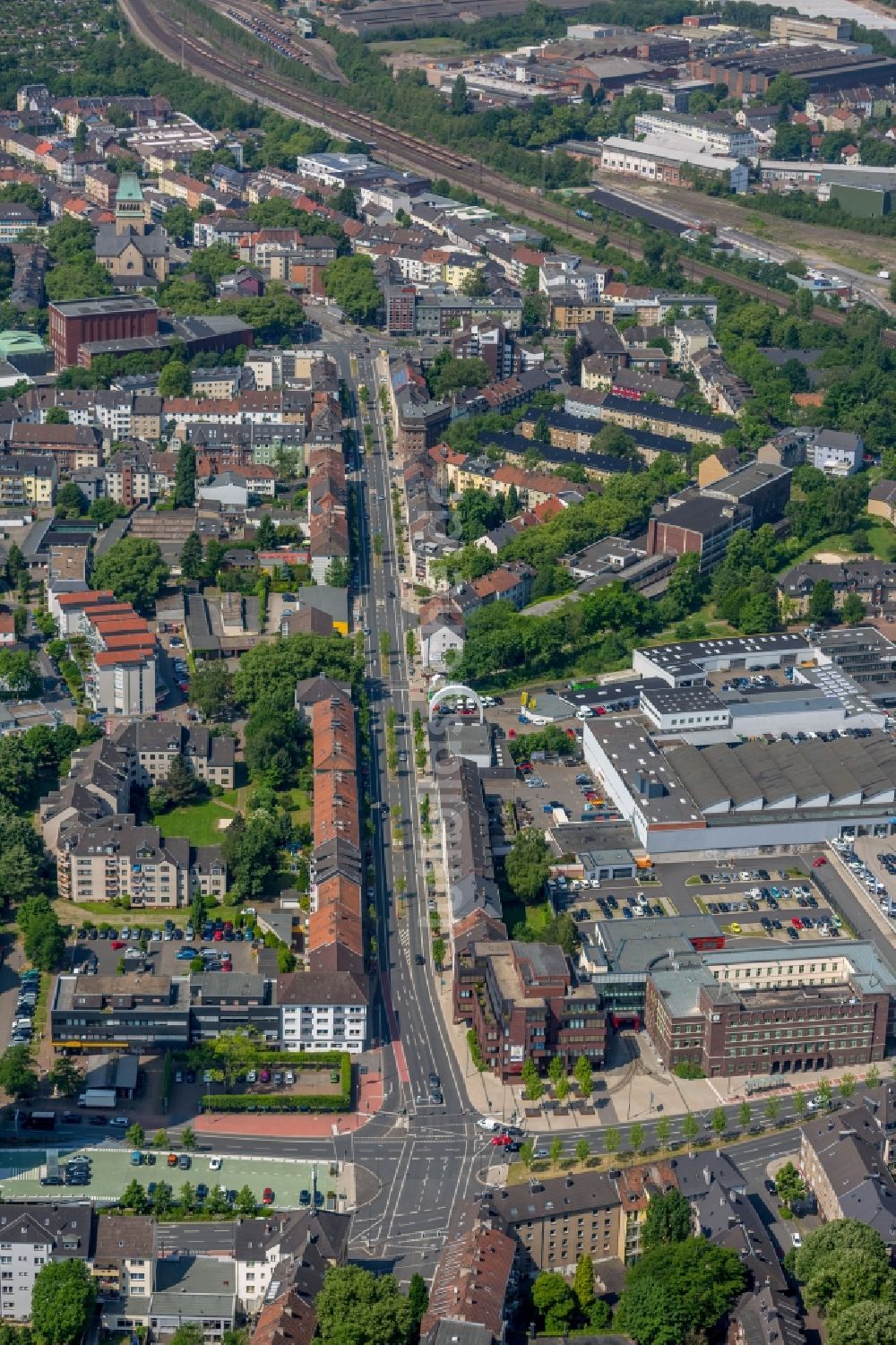 Luftbild Bochum - Bürogebäude des Geschäftshauses der Bochum-Gelsenkirchener Straßenbahnen Aktiengesellschaft BOGESTRA in Bochum im Bundesland Nordrhein-Westfalen, Deutschland