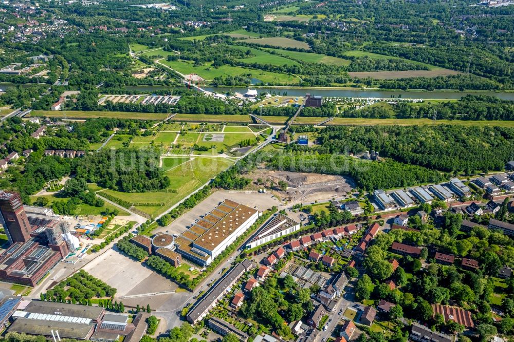 Gelsenkirchen aus der Vogelperspektive: Bürogebäude des Geschäftshauses Am Bugapark in Gelsenkirchen im Bundesland Nordrhein-Westfalen, Deutschland