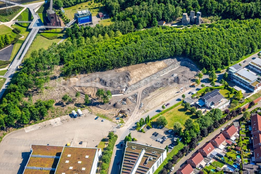 Gelsenkirchen von oben - Bürogebäude des Geschäftshauses Am Bugapark in Gelsenkirchen im Bundesland Nordrhein-Westfalen, Deutschland