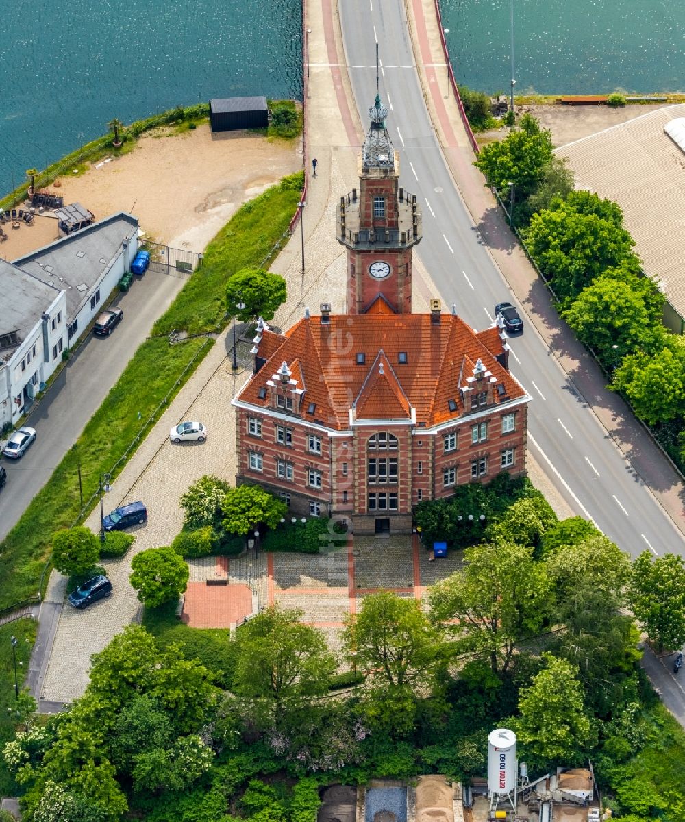 Luftbild Dortmund - Bürogebäude des Geschäftshauses der Der Kraken GmbH im alten Hafenamt in Dortmund im Bundesland Nordrhein-Westfalen, Deutschland