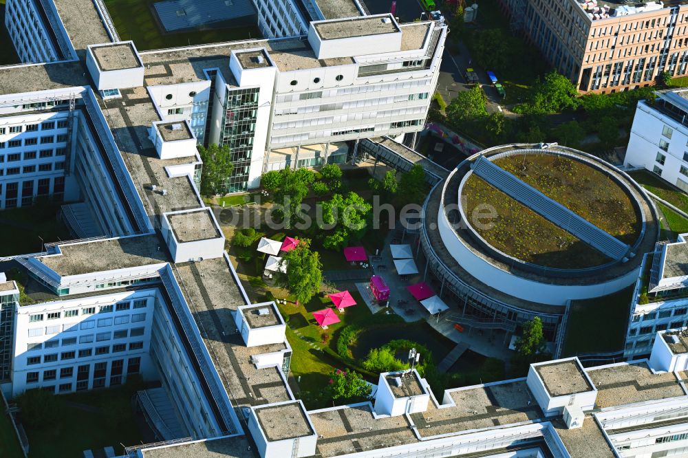 Bonn von oben - Bürogebäude des Geschäftshauses der Deutsche Telekom AG im Ortsteil Gronau in Bonn im Bundesland Nordrhein-Westfalen, Deutschland