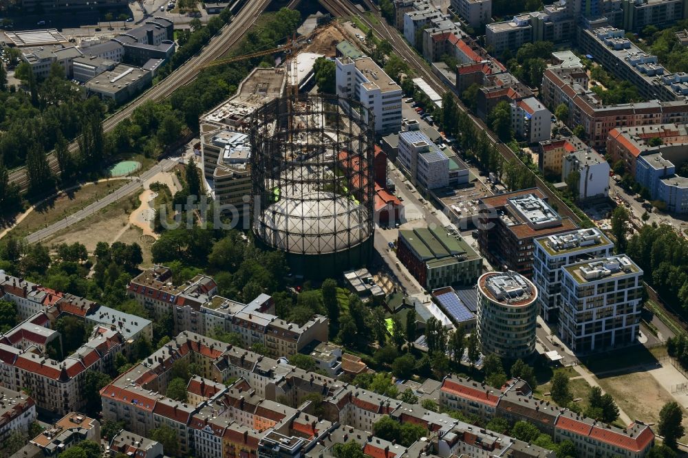 Berlin von oben - Bürogebäude des Geschäftshauses am EUREF-Campus an der Torgauer Straße im Ortsteil Schöneberg in Berlin, Deutschland