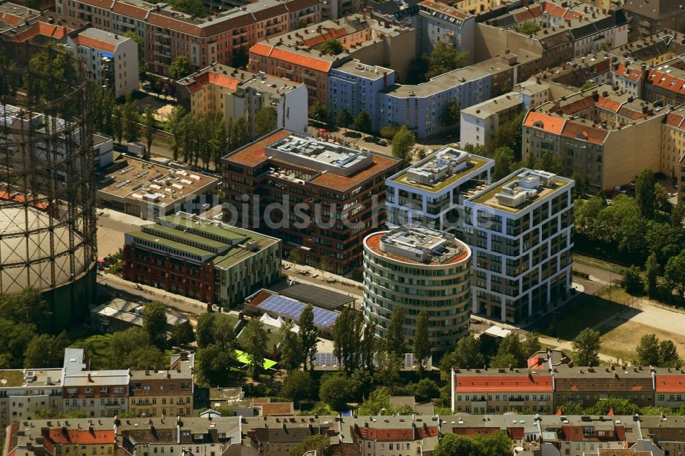 Luftaufnahme Berlin - Bürogebäude des Geschäftshauses am EUREF-Campus an der Torgauer Straße im Ortsteil Schöneberg in Berlin, Deutschland