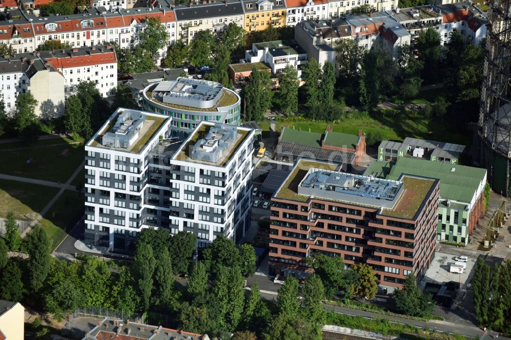 Luftaufnahme Berlin - Bürogebäude des Geschäftshauses am EUREF-Campus an der Torgauer Straße im Ortsteil Tempelhof-Schöneberg in Berlin, Deutschland