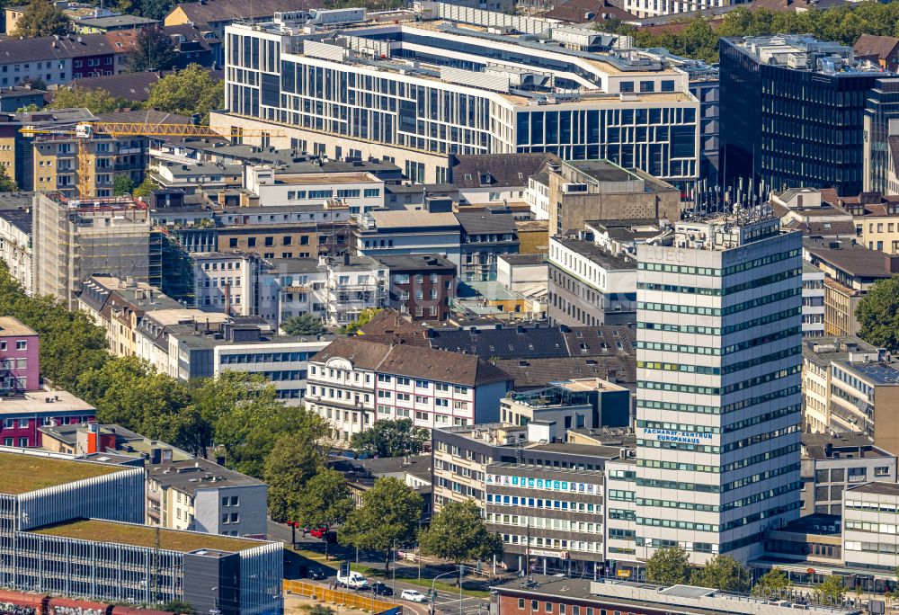 Bochum aus der Vogelperspektive: Bürogebäude des Geschäftshauses Europahaus in Bochum im Bundesland Nordrhein-Westfalen, Deutschland