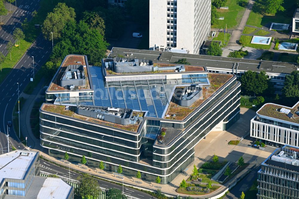 Luftaufnahme Bonn - Bürogebäude des Geschäftshauses FGS Campus im Ortsteil Zentrum in Bonn im Bundesland Nordrhein-Westfalen, Deutschland