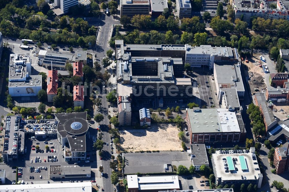 Luftbild Berlin - Bürogebäude des Geschäftshauses an der Franklinstraße im Ortsteil Charlottenburg in Berlin, Deutschland