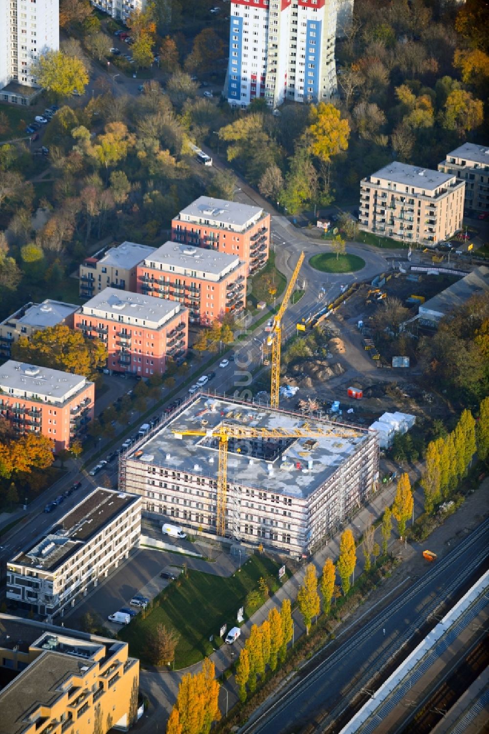 Potsdam von oben - Bürogebäude des Geschäftshauses an der Friedrich-List-Straße in Potsdam im Bundesland Brandenburg, Deutschland