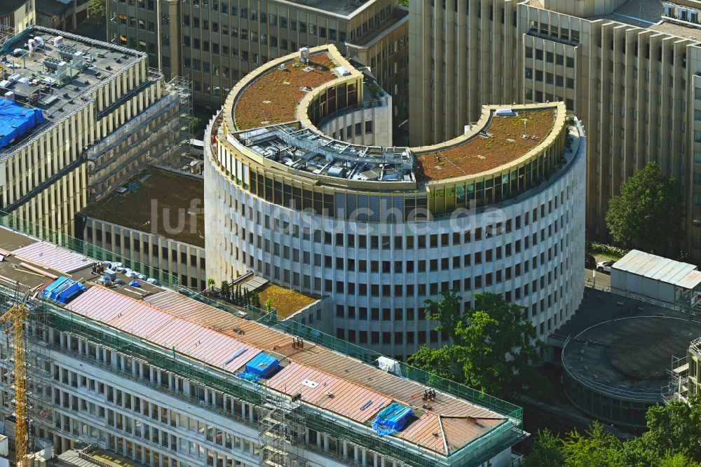 Köln von oben - Bürogebäude des Geschäftshauses Gerling Quartier in Köln im Bundesland Nordrhein-Westfalen, Deutschland