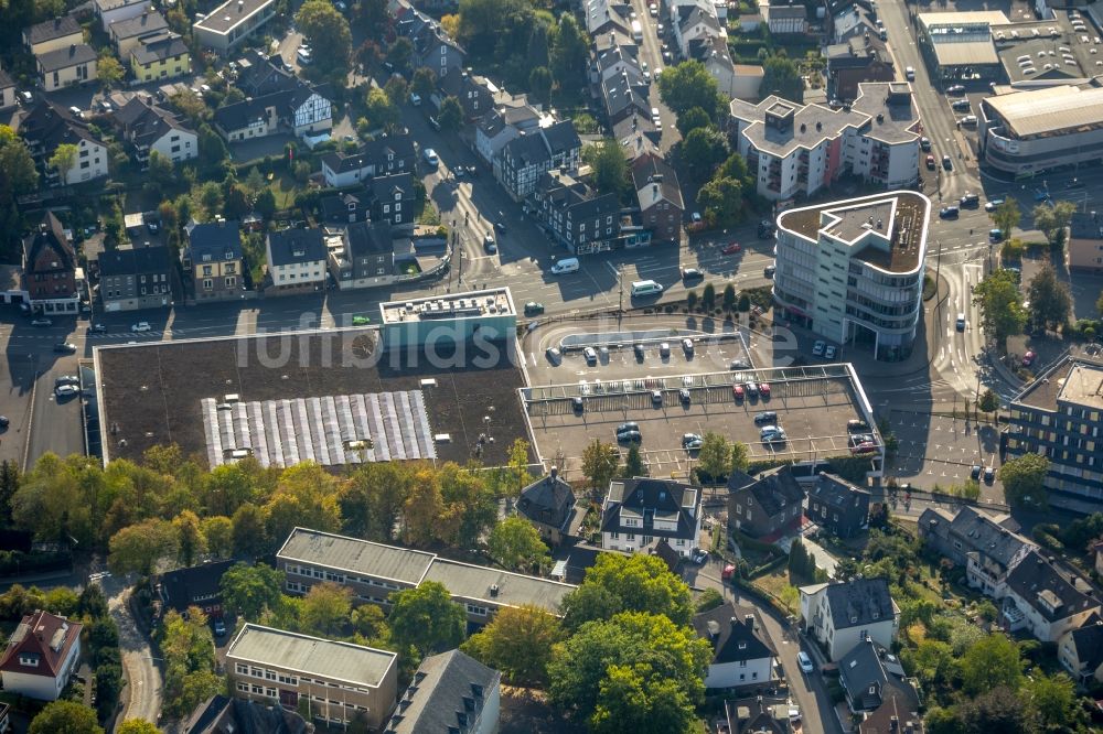 Siegen von oben - Bürogebäude des Geschäftshauses an der St.-Johann-Straße - Leimbachstraße in Siegen im Bundesland Nordrhein-Westfalen, Deutschland