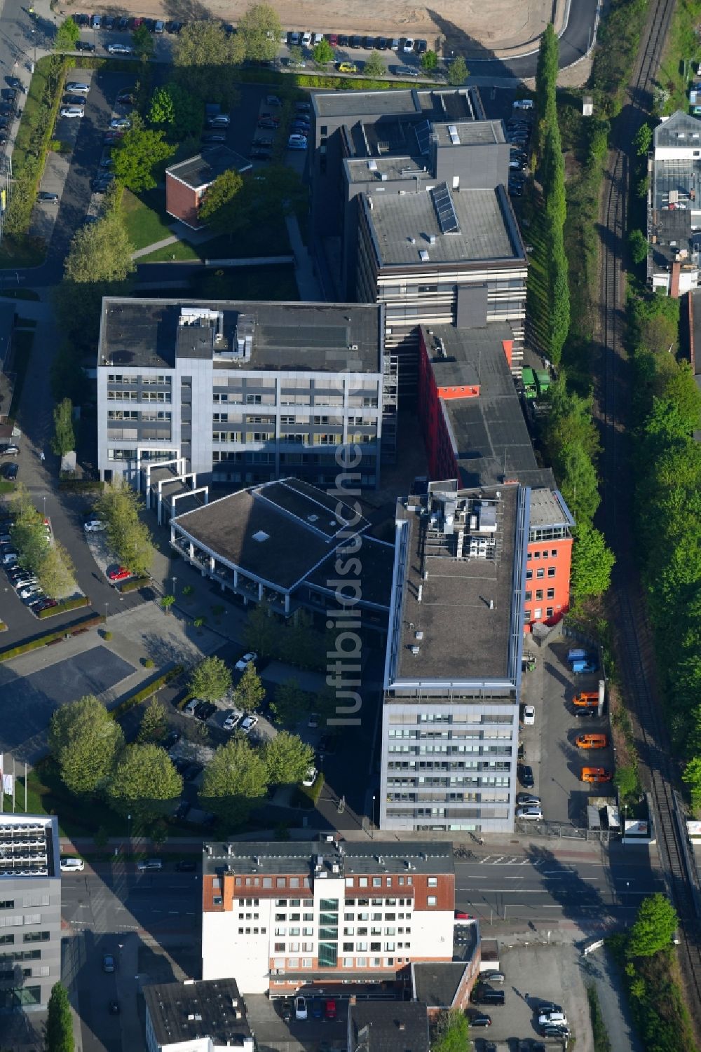 Bremen von oben - Bürogebäude des Geschäftshauses an der Lloydstraße - Am Kaffee-Quartier in Bremen, Deutschland