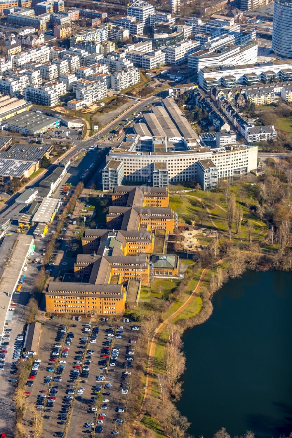 Luftaufnahme Düsseldorf - Bürogebäude des Geschäftshauses Metro Properties Management GmbH und der Stadtsparkasse Düsseldorf in Düsseldorf im Bundesland Nordrhein-Westfalen, Deutschland