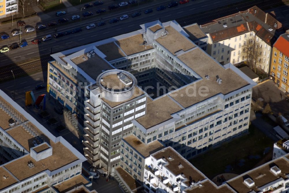 Luftaufnahme Berlin - Bürogebäude des Geschäftshauses Möllendorff Passage im Ortsteil Lichtenberg in Berlin, Deutschland