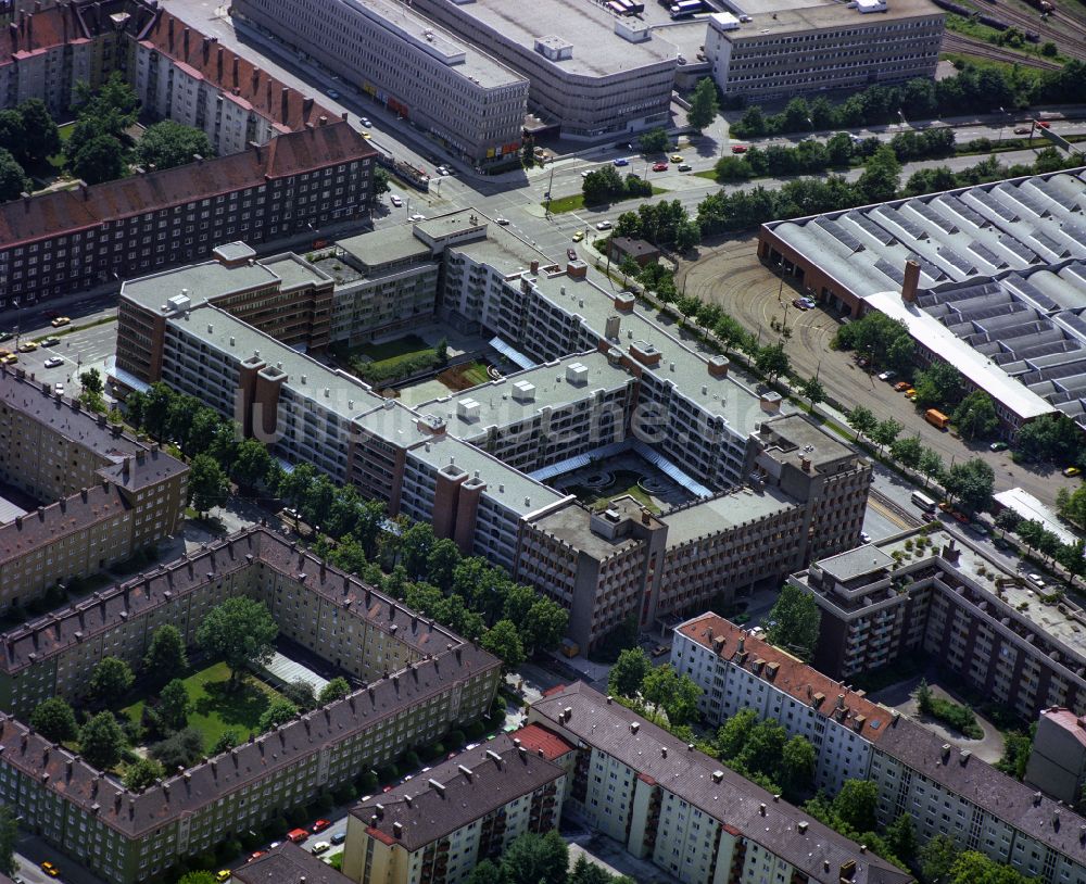 Luftbild München - Bürogebäude des Geschäftshauses im Ortsteil Au-Haidhausen in München im Bundesland Bayern, Deutschland