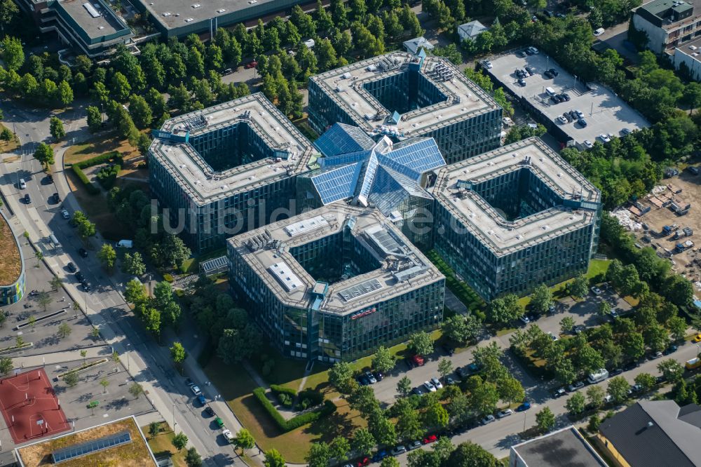 Luftbild München - Bürogebäude des Geschäftshauses im Ortsteil Moosach in München im Bundesland Bayern, Deutschland