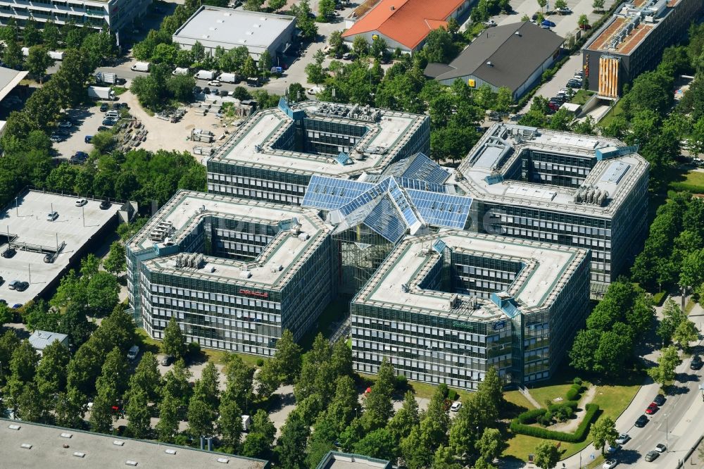 Luftbild München - Bürogebäude des Geschäftshauses im Ortsteil Moosach in München im Bundesland Bayern, Deutschland