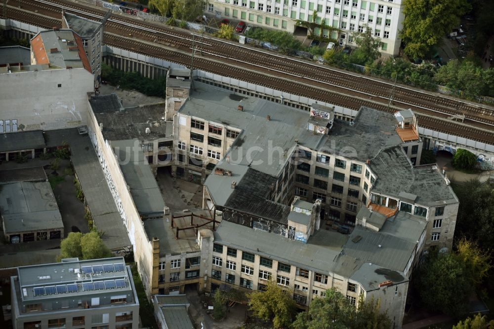 Luftbild Berlin - Bürogebäude des Geschäftshauses Pankstraße im Stadtteil Wedding in Berlin