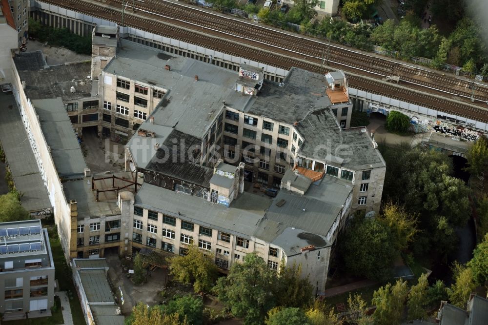 Luftaufnahme Berlin - Bürogebäude des Geschäftshauses Pankstraße im Stadtteil Wedding in Berlin