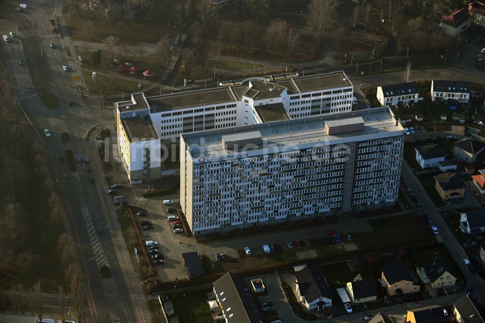 Luftbild Berlin - Bürogebäude des Geschäftshauses Qneunundzwanzig im Ortsteil Hohenschönhausen in Berlin, Deutschland