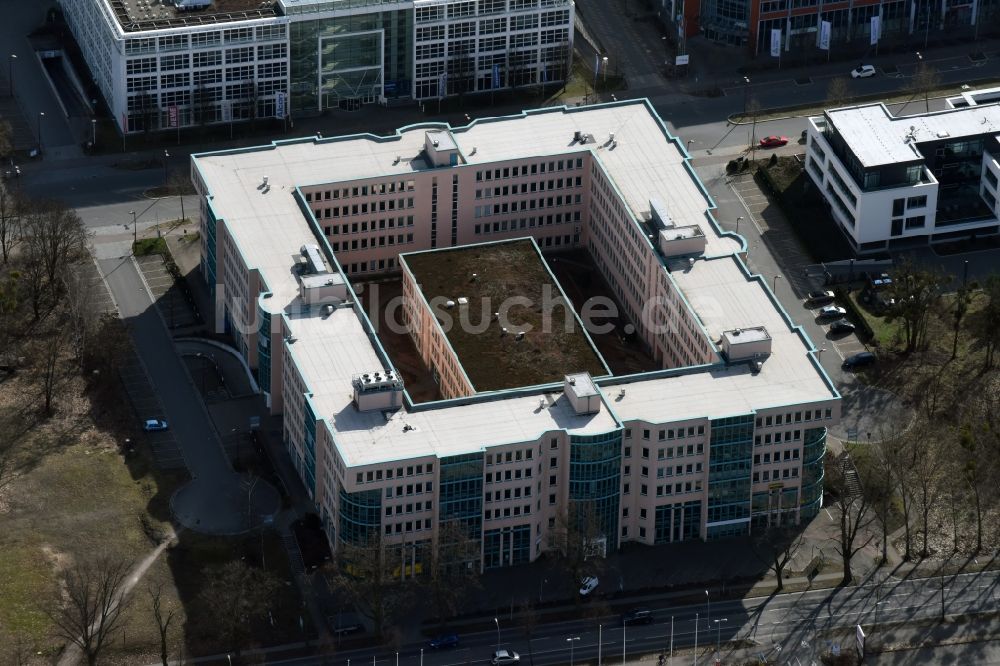 Teltow von oben - Bürogebäude des Geschäftshauses Rheinstraße - Oderstraße in Teltow im Bundesland Brandenburg