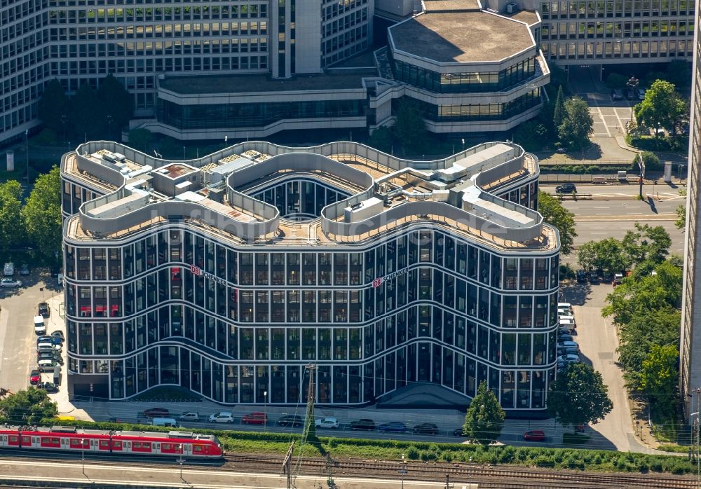 Luftaufnahme Essen - Bürogebäude des Geschäftshauses der DB Schenker Logistics in Essen im Bundesland Nordrhein-Westfalen