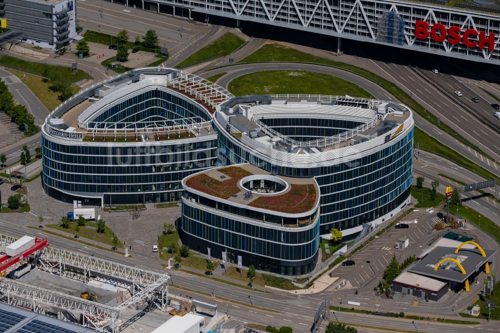 Stuttgart aus der Vogelperspektive: Bürogebäude des Geschäftshauses Sky Loop in Stuttgart im Bundesland Baden-Württemberg, Deutschland