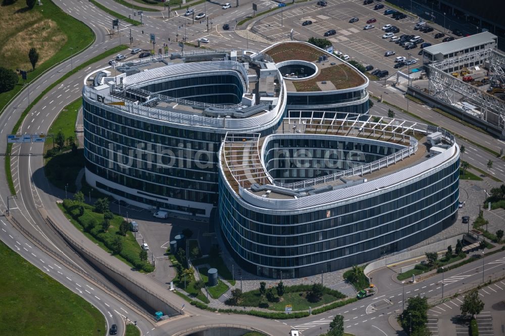 Luftbild Stuttgart - Bürogebäude des Geschäftshauses Sky Loop in Stuttgart im Bundesland Baden-Württemberg, Deutschland