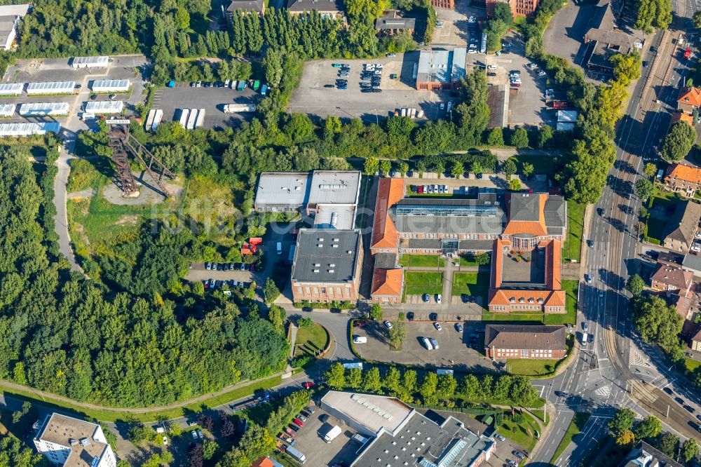 Bochum aus der Vogelperspektive: Bürogebäude des Geschäftshauses des Technologie- und Gründerzentrum Wattenscheid in der Lyrenstraße in Bochum im Bundesland Nordrhein-Westfalen, Deutschland