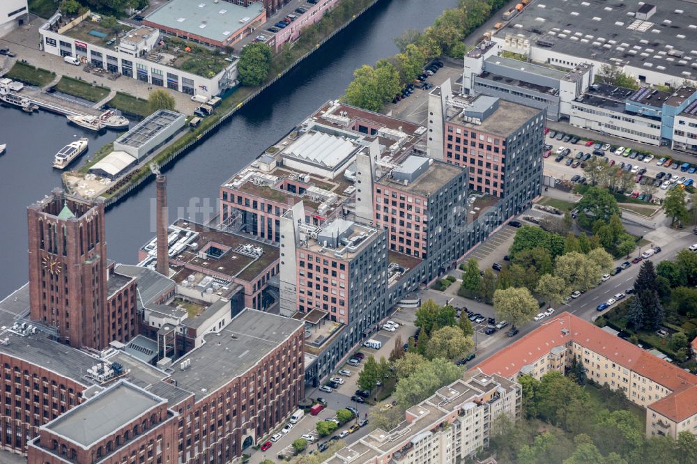 Luftbild Berlin - Bürogebäude des Geschäftshauses Ullsteinhaus in Berlin, Deutschland