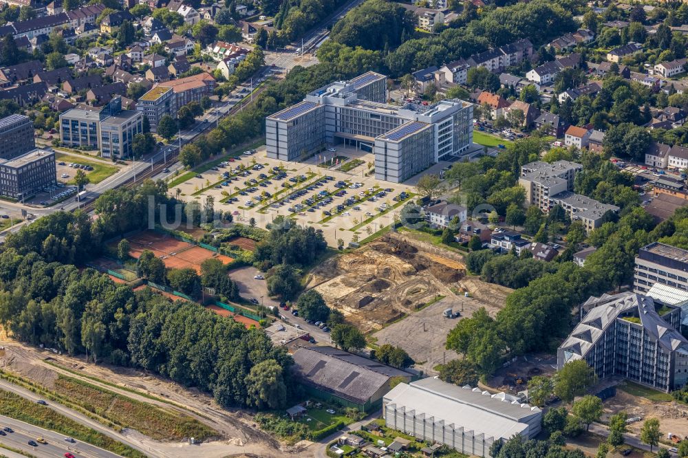 Bochum von oben - Bürogebäude des Geschäftshauses Vonovia Zentrale im Ortsteil Altenbochum in Bochum im Bundesland Nordrhein-Westfalen, Deutschland