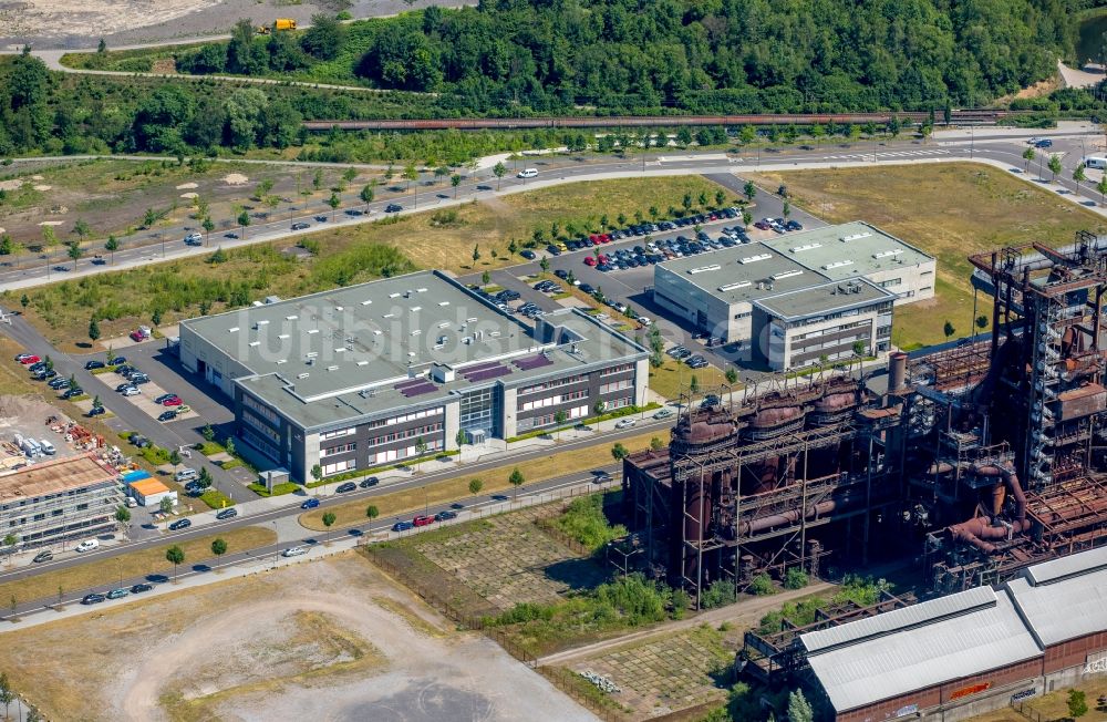 Luftaufnahme Dortmund - Bürogebäude des Geschäftshauses ZENTRUM FÜR PRODUKTIONSTECHNOLOGIE DORTMUND an der Carlo-Schmid-Allee im Ortsteil Hörde in Dortmund im Bundesland Nordrhein-Westfalen, Deutschland