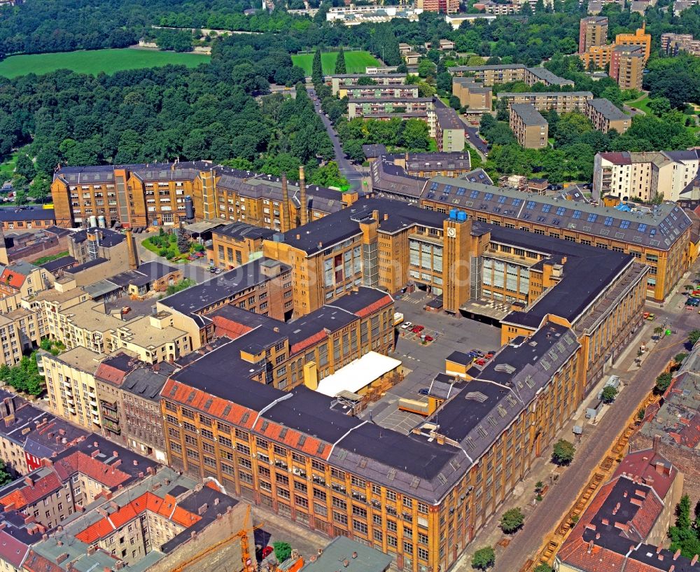 Luftaufnahme Berlin - Bürogebäude der Geschäftshäuser des Carrée Seestraße im Ortsteil Wedding in Berlin, Deutschland