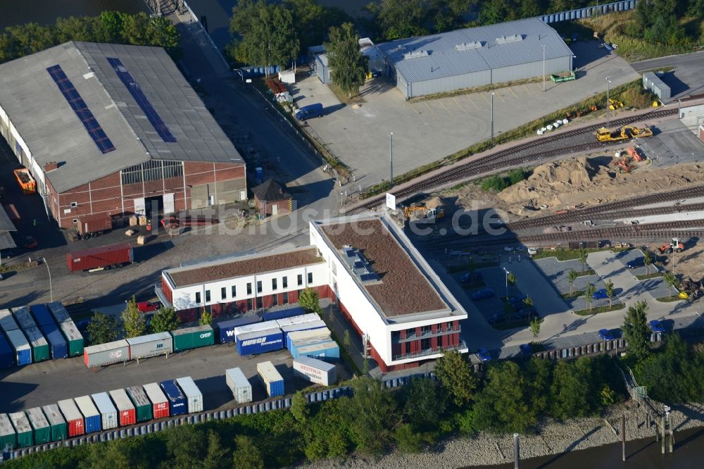 Luftbild Hamburg - Bürogebäude der Hafenbahn auf der Spreehafeninsel in Hamburg-Mitte / Kleiner Grasbrook