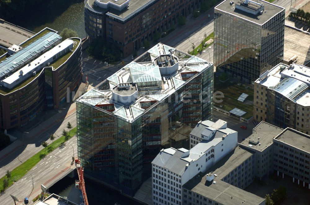 Hamburg von oben - Bürogebäude in Hamburg Hammerbrook