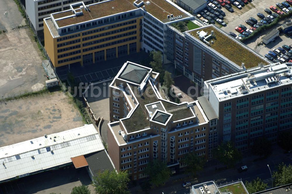 Hamburg von oben - Bürogebäude in Hamburg Hammerbrook