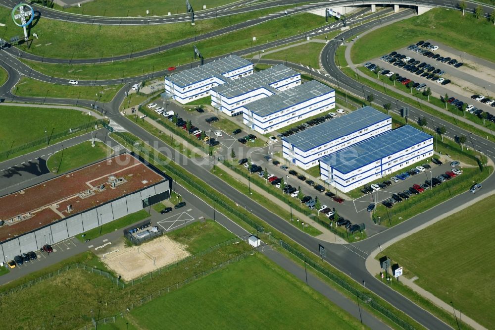 Schönefeld von oben - Bürogebäude an der Hugo-Eckener-Allee auf dem Gelände des Flughafen BER in Schönefeld im Bundesland Brandenburg, Deutschland