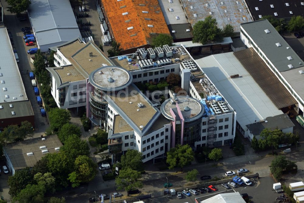 Luftaufnahme Berlin - Bürogebäude von Infopark an der Kitzingstraße im Ortsteil Marienfelde in Berlin