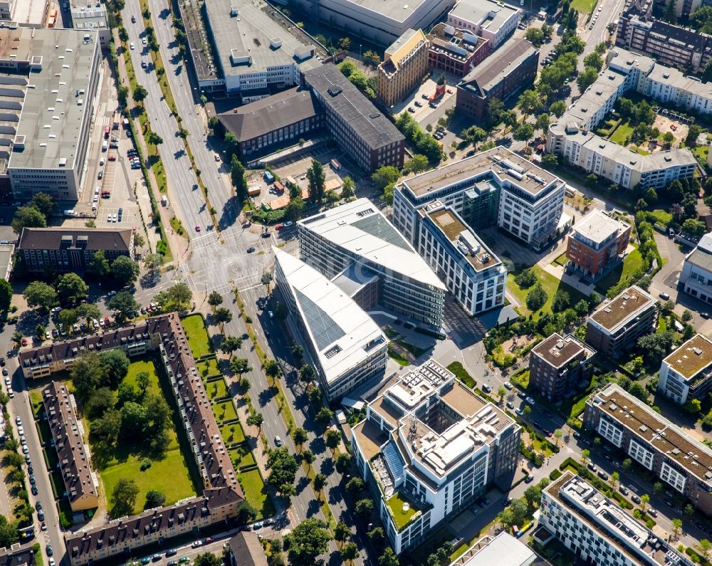 Luftaufnahme Düsseldorf - Bürogebäude in der Innenstadt in Düsseldorf im Bundesland Nordrhein-Westfalen