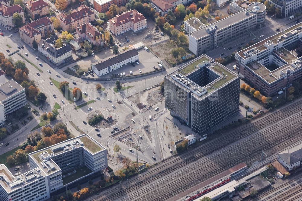 München von oben - Bürogebäude Laimer Würfel in München Laim im Bundesland Bayern