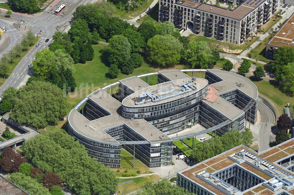 Hamburg von oben - Bürogebäude Oval Office im Geschäftsviertel City Nord am Überseering in Hamburg