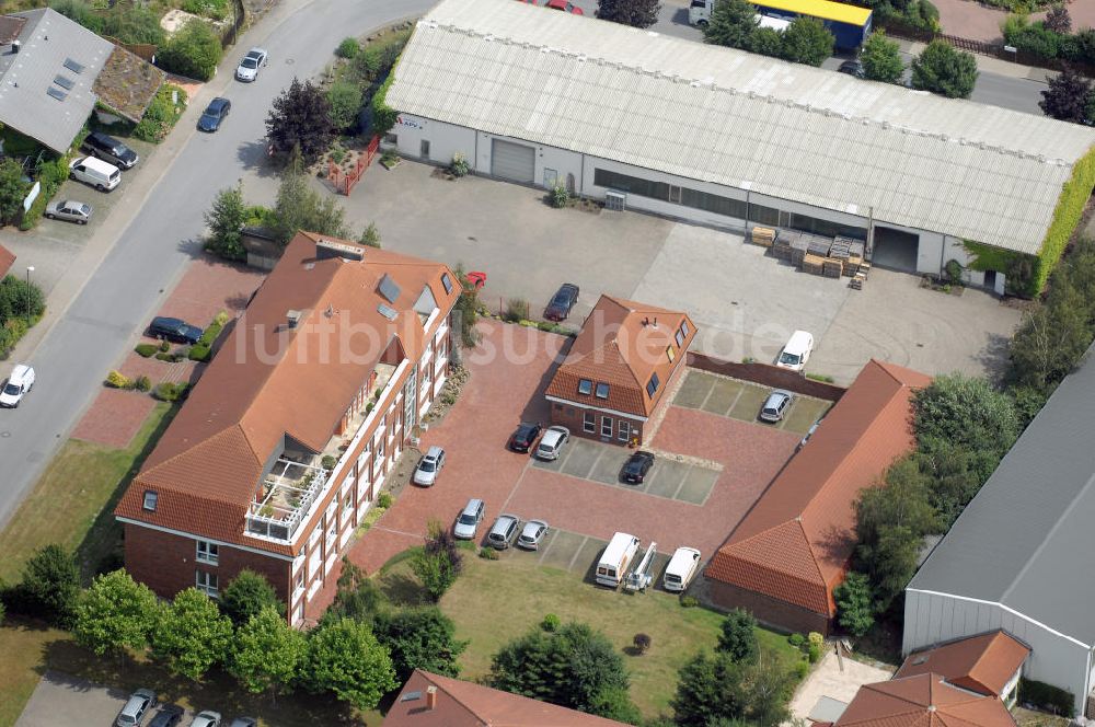 Luftbild Kamen-Heeren - Bürogebäude und Produktionshallen im Gewerbegebiet Südfeld / Widestrasse in Kamen-Heeren