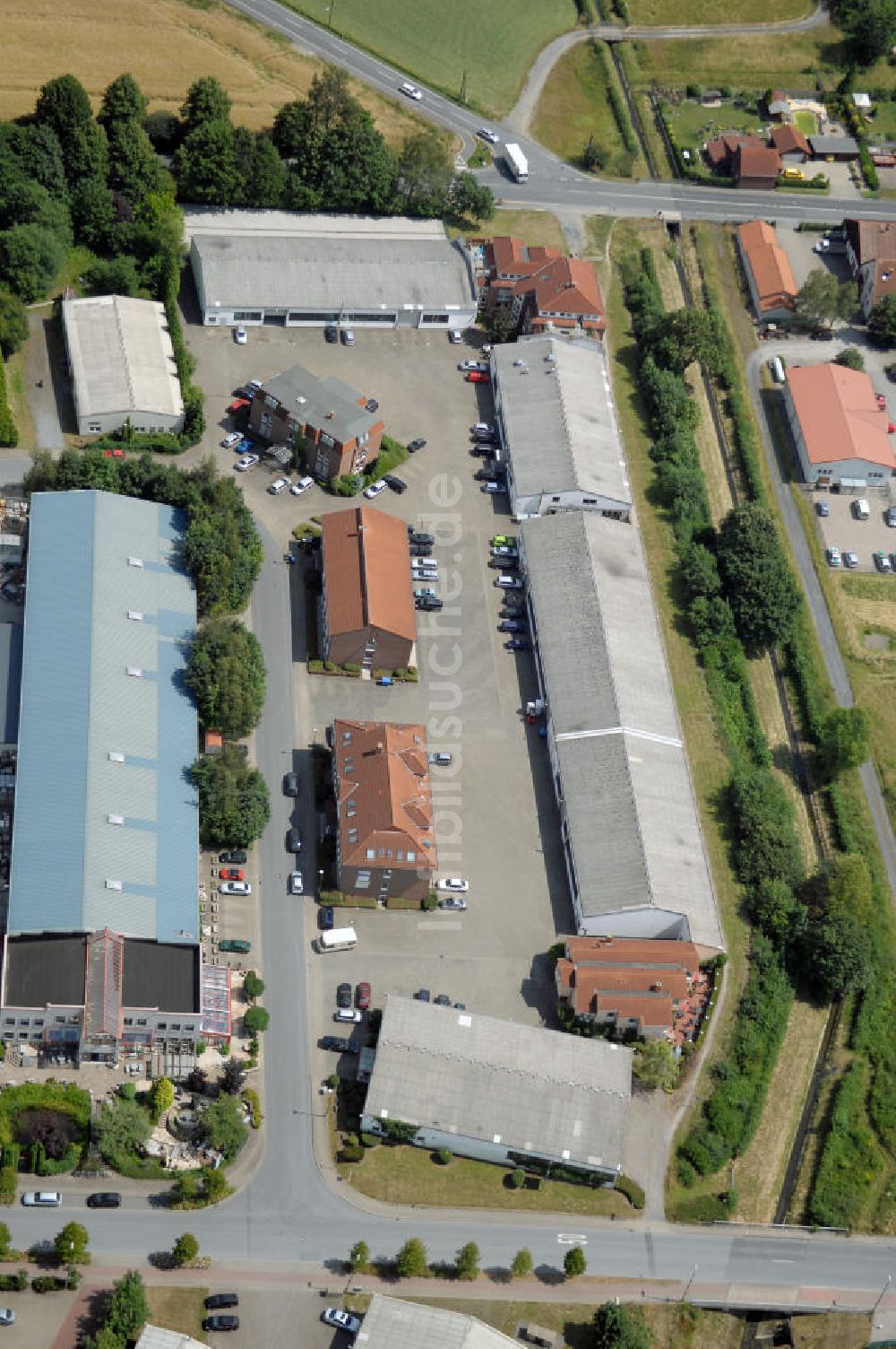 Luftbild Kamen-Heeren - Bürogebäude und Produktionshallen im Gewerbegebiet Südfeld / Widestrasse in Kamen-Heeren